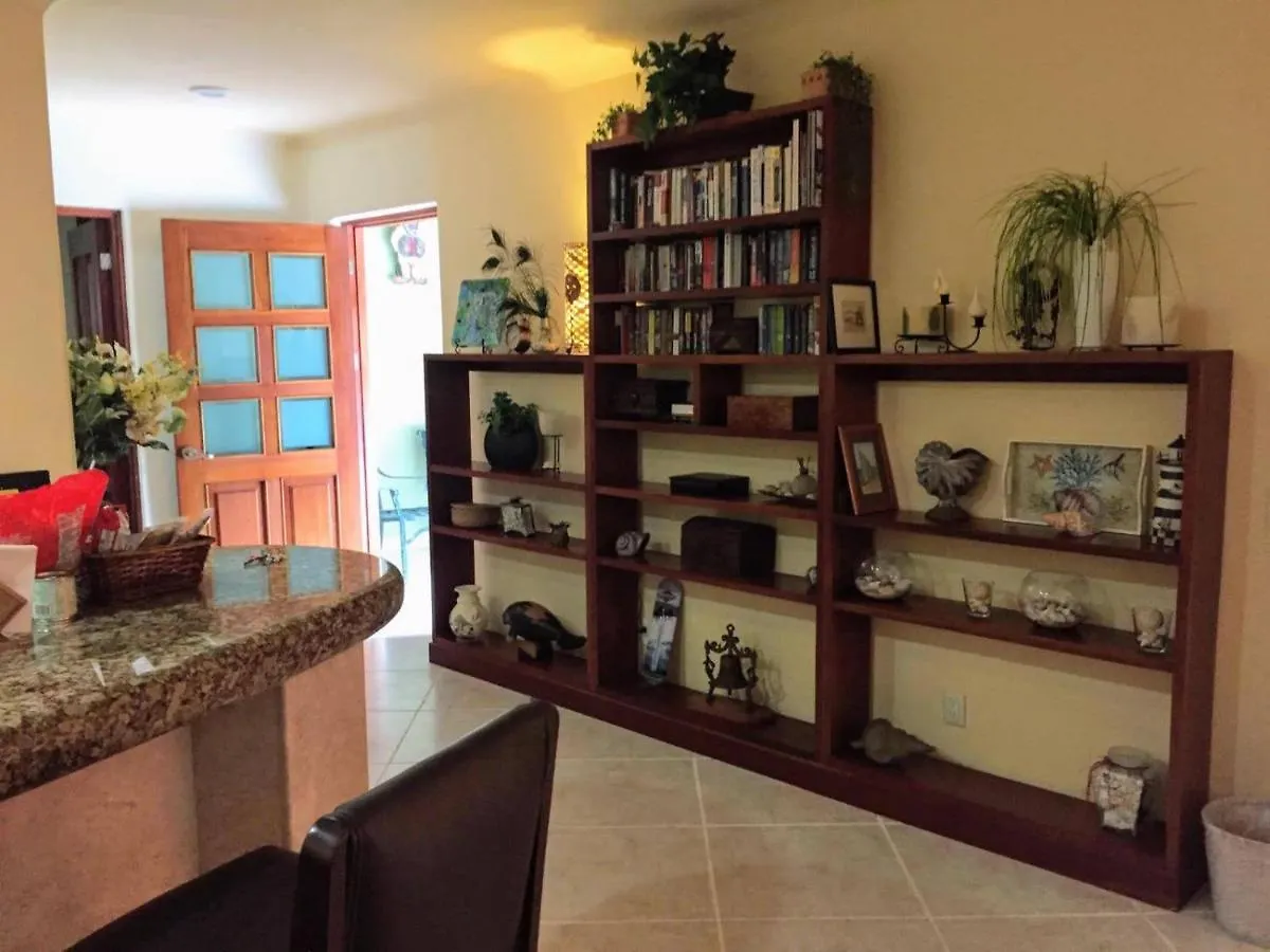 Casa Beard, Spacious Guest House With High Speed Wifi & Pool. Playa del Carmen 0*,  Mexico
